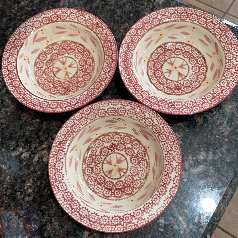 3 Temp-tations by Tara .5 QT salad/soup bowl